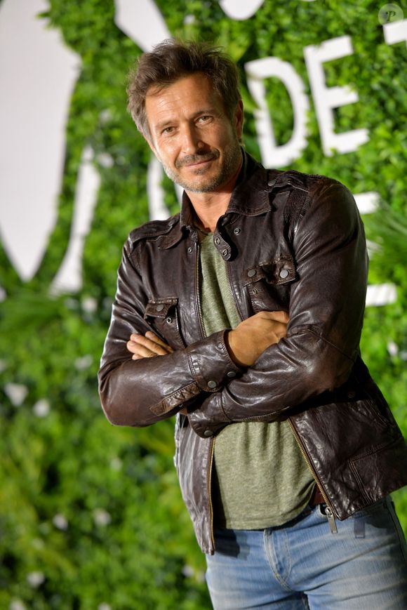 Pendant cette période, il a aussi traversé des épreuves personnelles, dont la perte de sa mère et une rupture amoureuse.

Alexandre Varga sur le photocall du 60ème Festival de Télévision de Monte-Carlo au Grimaldi Forum à Monaco le 19 juin 2021.

© Bruno Bébert/Bestimage