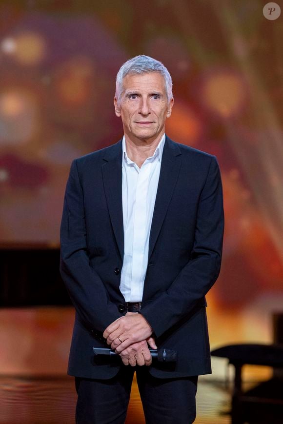 Exclusif - Nagui sur le plateau de l’émission “Unis pour Mayotte” diffusée en direct sur France 2, qui a permis de récolter plus de 5 millions de dons le 17 décembre 2024. © Pierre Perusseau / Bestimage