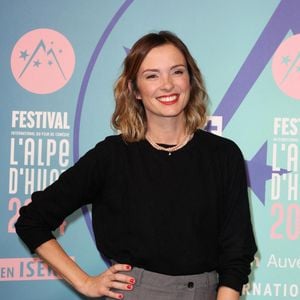Le tout, pour se muscler et s'entretenir.

Isabelle Ithurburu - Arrivées à la cérémonie d'ouverture du 27ème Festival International du Film de Comédie de l'Alpe d'Huez le 15 janvier 2024. © Dominique Jacovides/Bestimage