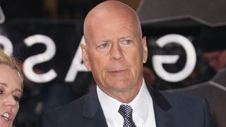 Tout le monde ne porte pas Bruce Willis dans son coeur : ce célèbre animateur français ne garde pas un bon souvenir de l'acteur