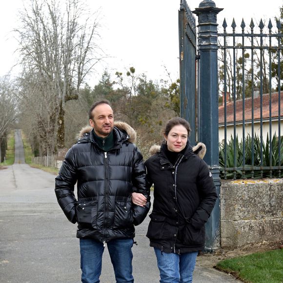 Emilie aura pu compter sur le soutien san faille de ce dernier. Mais qui est-il ? 

Exclusif - Emilie Dequenne et son mari Michel Ferracci sont à l'affiche du film de Vincent Lannoo "A l'intérieur". C'est le premier film où un couple à la ville joue également un couple à l'écran. Angoulême le 12 Mars 2018. Patrick Bernard-Jean-Marc Lhomer/ Bestimage