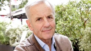 Bernard de la Villardière a l'interdiction de se rendre dans ce pays dont tout le monde parle en ce moment