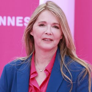14 après son lancement, Les Mystères de l’amour continue de fédérer une communauté fidèle. Une preuve que l’esprit du "Club Dorothée" n’a pas fini de séduire le public

Hélène Rolles (Les mystères de L'amour) à Cannesseries 2023, à Cannes, vendredi 14 avril 2023.

Christophe Aubert via Bestimage