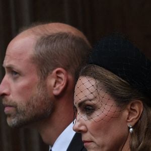 Le prince et la princesse de Galles quittent la cathédrale de Westminster, au centre de Londres, après la messe de requiem célébrée en l'honneur de la duchesse de Kent. Il s'agit du premier service funéraire catholique organisé pour un membre de la famille royale dans l'histoire moderne de la Grande-Bretagne. Katharine, l'épouse du duc de Kent, cousin de la Reine, s'est convertie au catholicisme en 1994, à Londres, le 16 septembre 2025. Photo par Ryan Jenkinson/Parsons/ABACAPRESS.COM Media