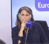 Valérie Benaim s'est absentée.
Exclusif - Valérie Benaim sur le plateau de l'émission "On marche sur la tête", diffusée en direct sur Europe 1. © Jack Tribeca / Bestimage