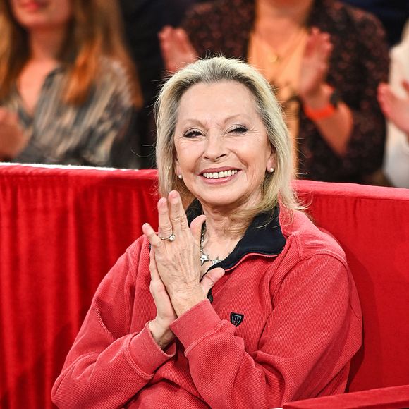 L'artiste de 77 ans se remet d'une infection respiratoire aiguë qui avait nécessité l'intervention des secours le 23 mai dernier.

Exclusif - Véronique Sanson - Enregistrement de l'émission Vivement dimanche au studio Rive gauche, presentée par Michel Drucker le 13 ami 2025. Diffusion sur France 3 le 18/05/2025. © Guillaume Gaffiot/Bestimage