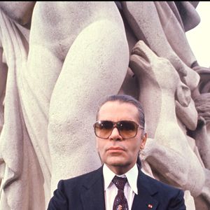 Selon la légende, il n’y aurait dormi qu’une seule nuit...

ARCHIVES - Rencontre à Paris en 1987 avec Karl Lagerfeld. © Bestimage