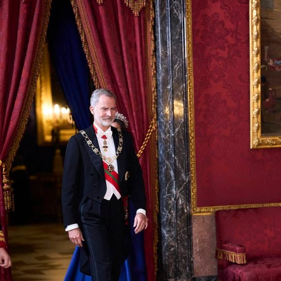 Le roi Felipe VI d'Espagne et la reine Letizia lors de la cérémonie d'accueil du sultan d'Oman Haïtham ben Tariq à Madrid le 4 novembre 2025. Photo par Cordon / Bestimage