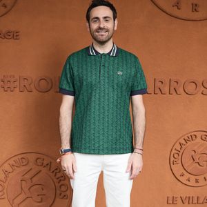 Camille Combal - Les célébrités au village lors des Internationaux de France de tennis de Roland Garros 2024 à Paris. Le 5 juin 2024. 
© Jacovides-Moreau/Bestimage