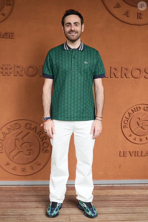 Camille Combal - Les célébrités au village lors des Internationaux de France de tennis de Roland Garros 2024 à Paris. Le 5 juin 2024. 
© Jacovides-Moreau/Bestimage