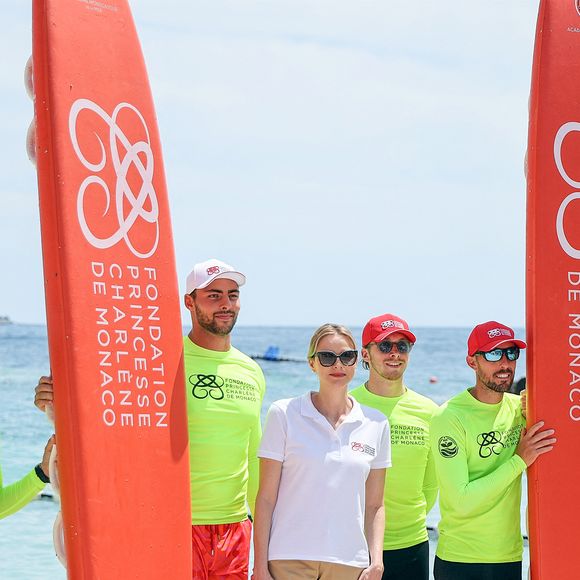 La princesse Charlène de Monaco lors de la journée "Water Safety Day, pour la prévention de la noyade" sur la plage du Larvotto de Monaco, le 17 juin 2025. Cet événement est organisé par sa Fondation, le Centre de Sauvetage Aquatique de Monaco (CSAM) en partenariat avec la Croix-Rouge monégasque. © Claudia Albuquerque/Bestimage