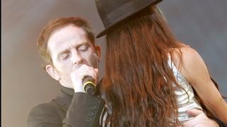 "Tout a été dérobé" : Le leader d'un grand groupe français et ex d'une célèbre candidate de la Star Academy a presque tout perdu