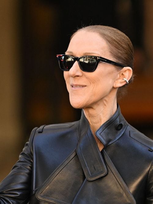 Céline Dion en veste en cuir avec très peu dessous : son ultime concert parisien approche à grands pas