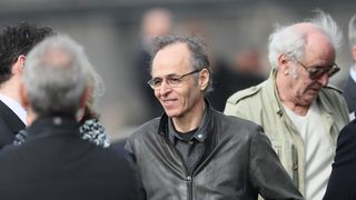 "Moins qu'un fonctionnaire" : Après avoir rempli des stades, un proche de Jean-Jacques Goldman évoque sa retraite