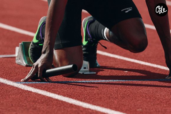 La marche contribue à la santé générale et peut aussi favoriser une perte de poids modeste.

Photo prise par Braden Collum / Unsplash