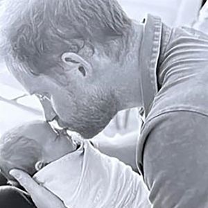 A l'occasion de la fête des Pères, Meghan Markle lui a rendu hommage

Le prince Harry, duc de Sussex et Meghan Markle, duchesse de Sussex, dévoilent des photos de leur fille Lilibet, 1 an, dans le 6ème épisode du documentaire "Harry & Meghan" (Netflix). Le 15 décembre 2022.
