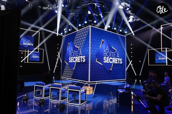 Exclusif - Atmosphère lors de l'enregistrement de l'émission "La Boîte à secrets", présentée par F.Bollaert et diffusée le 23 octobre sur France 3, à Paris, France, le 15 septembre 2026. © Jack Tribeca/Bestimage