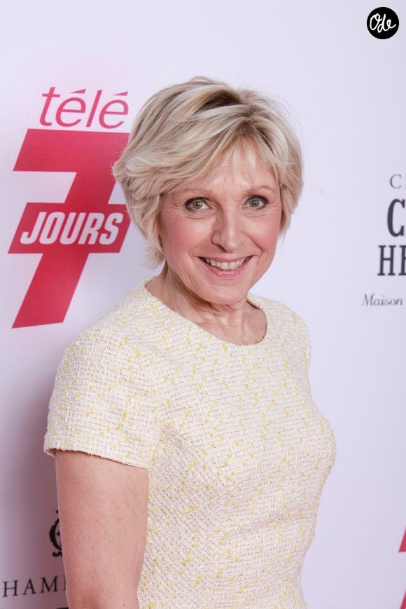 Exclusif - Evelyne Dhéliat - Soirée "Télé 7 Jours Summer Party" au restaurant "Monsieur Bleu" à Paris le 14 juin 2022. © Christophe Aubert via Bestimage