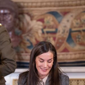 Le roi Felipe VI et la reine Letizia d'Espagne, lors de la réunion annuelle du conseil d'administration de la Fondation Princesse de Gérone au Palais royal de Madrid, le 4 décembre 2025.

LALO YASKY / BESTIMAGE
