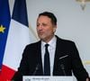 Et ce n'est bien que pour eux qu'Arthur parvient à décrocher de son travail.
L'animateur Arthur (Jacques Essebag) lauréat du prix Jean Pierre-Bloch de la LICRA, à l Elysée, le 2 avril 2025. © Eric Tschaen / pool / Bestimage