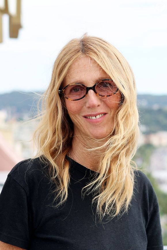 Contrairement à Sarah Bernhardt, elle refuse certaines pratiques beauté et explique que cela lui fait peur.

Sandrine Kiberlain
Rencontre avec les membres du jury à l'hôtel Negresco dans le cadre de la 7e édition du festival Cineroman à Nice le 4 Octobre 2025 . © Bebert-Jacovides/Bestimage