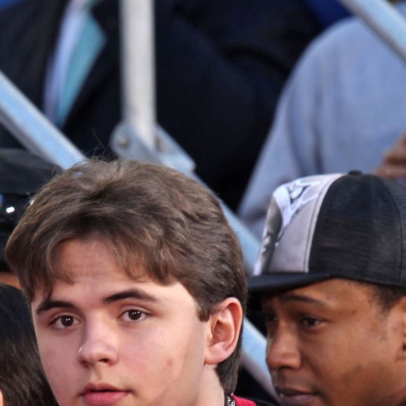 Blanket Jackson, Prince Jackson, Paris Jackson, - Michael Jackson immortalisé par ses enfants lors d'une cérémonie à Los Angeles, le 26 janvier 2012. © STARMAX / BESTIMAGE.