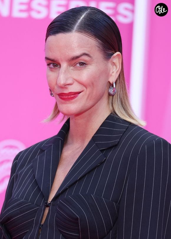 Fauve Hautot sur le pink carpet  de la cérémonie de clôture du festival Canneseries saison 8 au palais des festivals à Cannes le 29 avril 2025.

© Denis Guignebourg / Bestimage