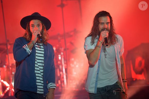 Ensemble, ils ont participé à The Voice en tant que duo

Fréro Delavega (Jérémy Frérot et Florian Delavega) lors de leur dernier concert parisien de la tournée avant séparation à l'AccorHotels Arena à Paris, France, le 7 avril 2017. © Veeren/Bestiamge