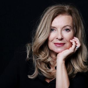 Aujourd'hui, Valérie Trierweiler a décidé de pardonner

Exclusive - Valérie Trierweiler pose à Paris, France, le 26 février 2022. Photo by Jerome Domine/ABACAPRESS.COM