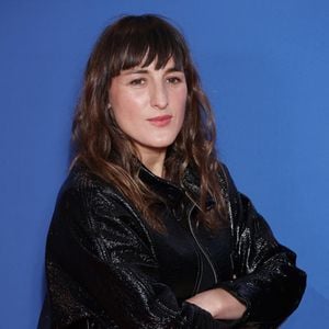 Entre vulnérabilité et sérénité, elle semble plus épanouie que jamais.
Juliette Armanet lors de la première du film 'La maison des femmes' au cinéma Pathé Palace le 19 Février 2026 à Paris. © Denis Guignebourg / BestImage