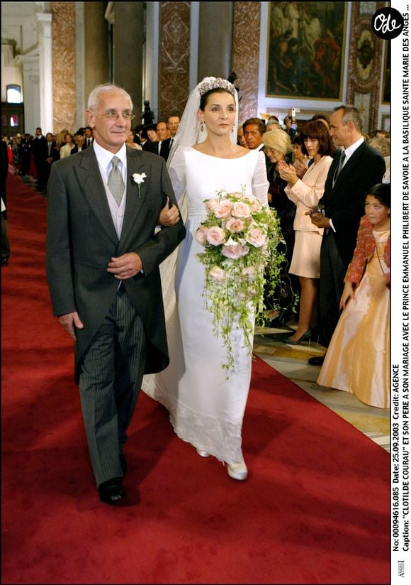 Clotilde Courau à son mariage à la Basilique Sainte Marie des Anges à Rome 25 septembre 2003 AGENCE / BESTIMAGE