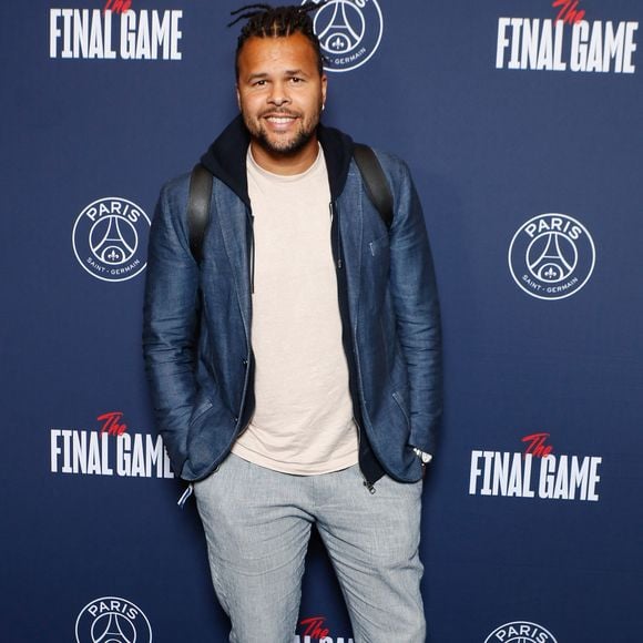 “Demain t’es joueur de basket en NBA, tu peux même pas descendre, t’as perdu, t’es payé non ?”, prend-il en comparaison

Jo-Wilfried Tsonga - Photocall du dernier match de la saison de la "Liqui Molly Starligue" opposant le PSG Handball à Pays d'Aix Université Club Handball et la dernière apparition de Nikola Karabatic à l'Accor Arena à Paris, France, le 31 mai 2024. © Christophe Clovis / Bestimage