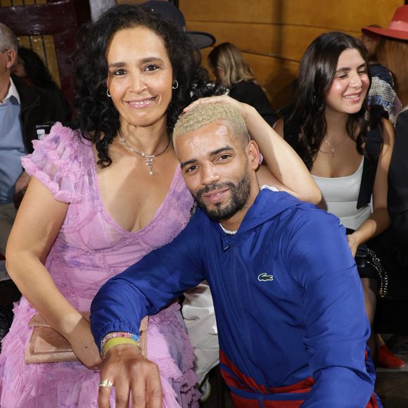 Aïda Touihri et Brahim Zaibat - Front Row du défilé Christophe Guillarmé Collection Femme Prêt-à-Porter Printemps/Eté 2026 lors de la Fashion Week de Paris (PFW) le 1er octobre 2025. © Coadic Guirec / Bestimage