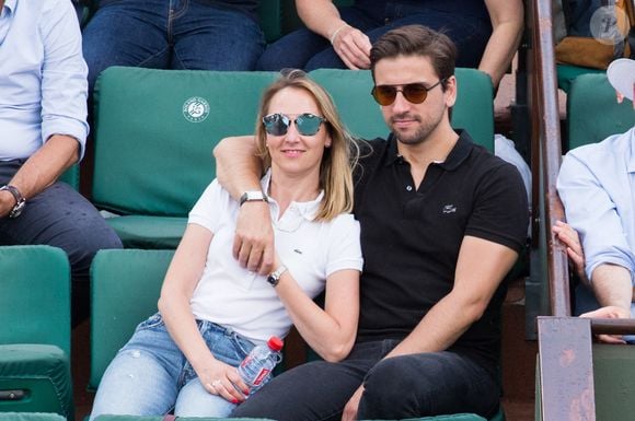 Audrey Lamy et son petit ami Thomas dans les tribunes lors des Internationaux de France de tennis à Roland-Garros le 31 mai 2018 à Paris, France. Photo Nasser Berzane/ABACAPRESS.COM