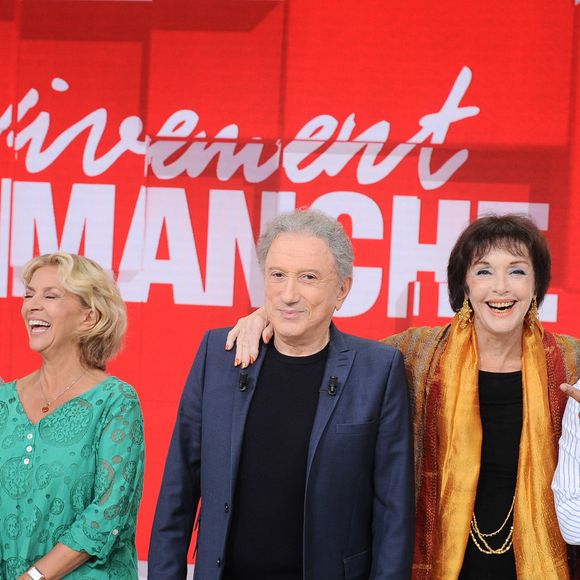 Exclusif - Francis Perrin,  Corinne Touzet,  Michel Drucker,  Anny Duperey,  Pascal Legitimus - Enregistrement de l'émission "Vivement Dimanche", présentée par M.Drucker et diffusée le 15 septembre sur France 3. Le 10 septembre 2024
© Guillaume Gaffiot / Bestimage