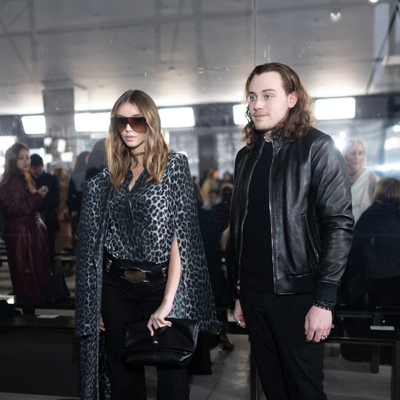 Le duo mère fille enchaîne les apparitions dans les défilés Pucci, Valentino ou Michael Kors.

La princesse Vittoria de Savoie au défilé Michael Kors Automne/Hiver 2024-2025 lors de la Fashion Week à New York (NYCFW) au 101 7th Avenue, à New York City, New York, Etats-Unis, le 13 février 2024. Tiziano Da Silva / Bestimage
