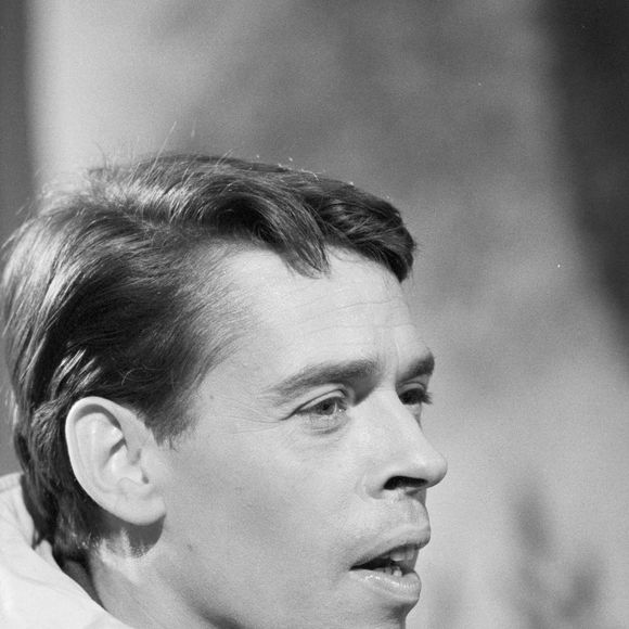 Jacques Brel sur le plateau de l'émission "Toute la chanson". Le 21 mai 1962
© Michel Ristroph via Bestimage