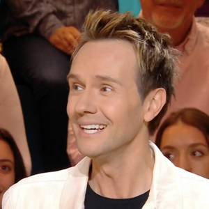 Cyril Féraud évoque son organisation en coulisses des tournages avec son fils Tim sur le plateau de "Quelle époque !"