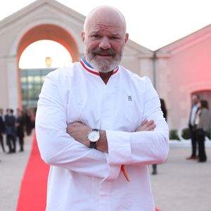 Malgré les changements apportés, l'établissement n'a pas réussi à retrouver une clientèle durable.

Le Chef Philippe Etchebest aux Chais Monnet en marge de la cérémonie de remise des prix du Guide Rouge Michelin 2022 à Cognac le 22 mars 2022. © Jean-Marc Lhomer / Bestimage