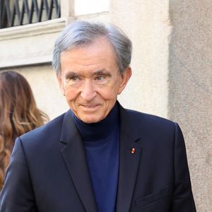 Bernard Arnault, patriarche de LVMH, fait face à la question cruciale de sa succession.

MILANO, ITALIE Le milliardaire Bernard Arnault se promène dans Milan avec son fils Frédéric Arnault

Backgrid UK/ Bestimage