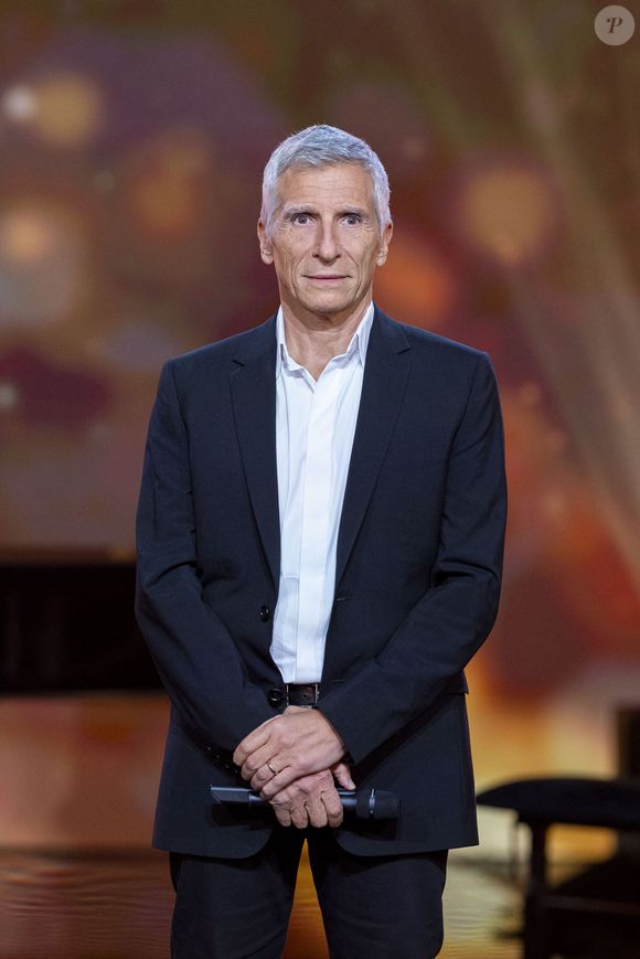 Exclusif - Nagui sur le plateau de l’émission “Unis pour Mayotte” diffusée en direct sur France 2, qui a permis de récolter plus de 5 millions de dons le 17 décembre 2024.
© Pierre Perusseau / Bestimage