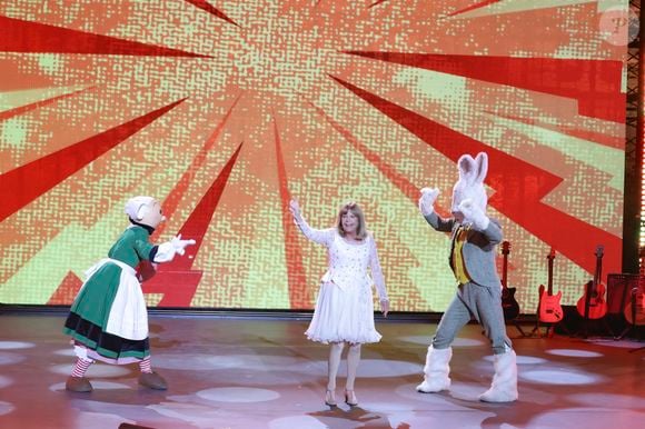 Exclusif - Chantal Goya lors de l'enregistrement de l’émission La Grande Fête de Carcassonne, diffusée le samedi 6 septembre à 21.10 sur France 2, dans la Cité Médiévale de Carcassonne, France, le 24 juin 2025. © Jack Tribeca/Bestimage