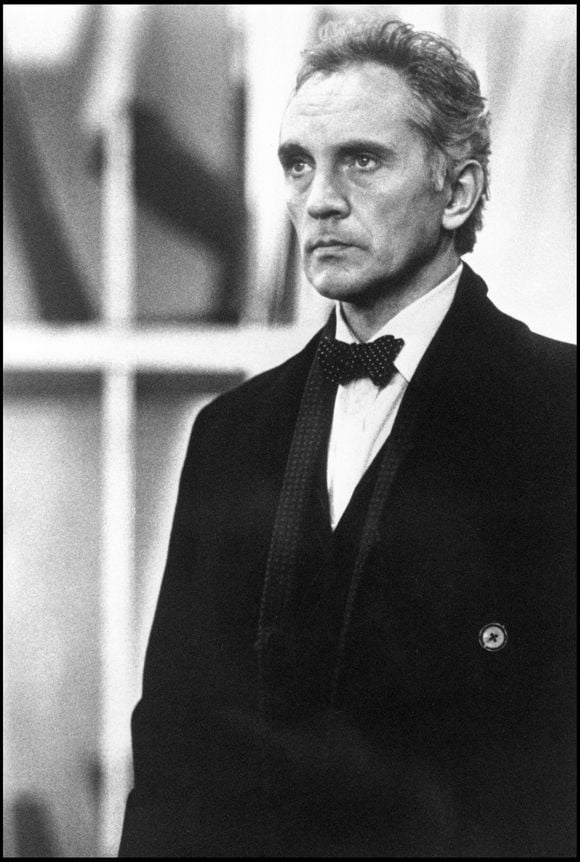 ARCHIVES : TERENCE STAMP RACONTE LE TOURNAGE DU FILM L'Affaire Chelsea Deardon, en 1986.