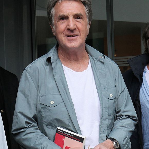 Exclusif -  François Cluzet à la sortie de la radio RTL à Paris le 12 septembre 2023.

© Jonathan Rebboah / Panoramic / Bestimage