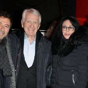 Exclusif - Bernard Montiel, Gilbert Coullier, Yamina Benguigui et son compagnon Philippe Dupuis-Mendel - Célébrités assistent au spectacle "Authentique" de Ary Abittan à la Cigale à Paris les 18, 19, 22 et 23 février 2025. © Coadic Guirec/Bestimage