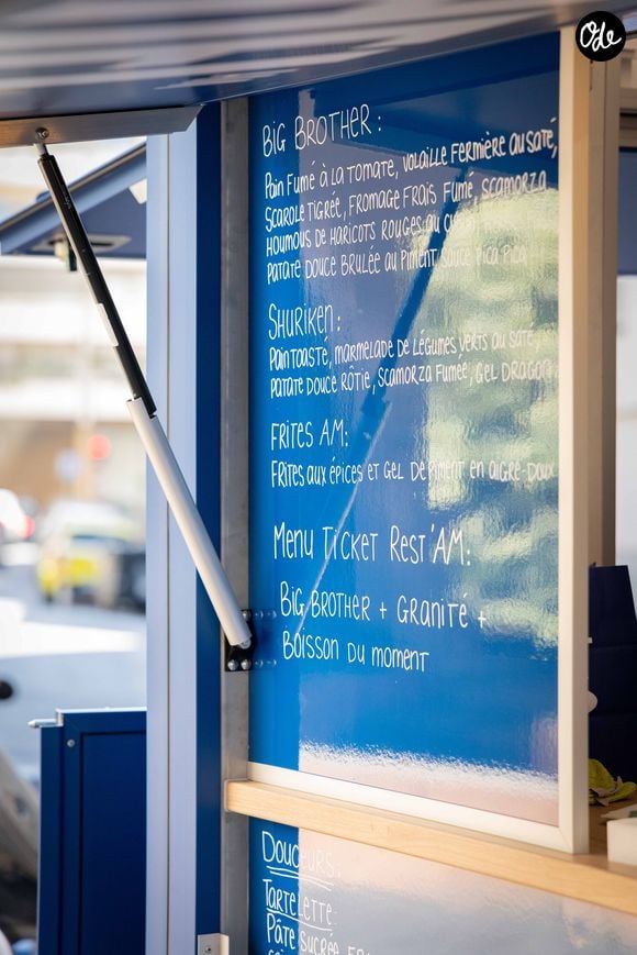 Ce food-truck rend hommage au grand-père du chef et reste un projet qui lui tient particulièrement à cœur.

Michel, le food-truck d'Alexandre Mazzia, renait après l'incendie.