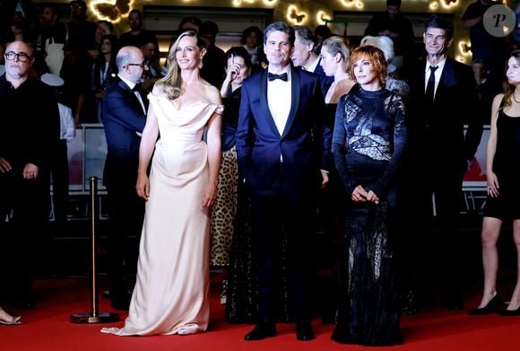 Cécile de France, Yann Gozlan, Mylène Farmer - Montée des marches du film « Dalloway » lors du 78ème Festival International du Film de Cannes, au Palais des Festivals à Cannes. Le 15 mai 2025
© Jacovides-Moreau / Bestimage