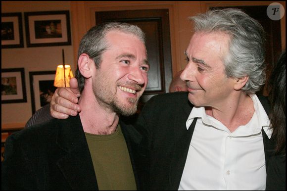 Un silence qui était "un moyen de défense" pour lui qui a vécu une enfance particulière

Pierre Arditi et son fils Frédéric
BERTRAND RINDOFF PETROFF / BESTIMAGE