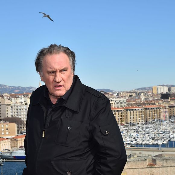 Les soucis semblent être oubliés pour Gérard Depardieu.

Gérard Depardieu durant le photocall organisé pour la présentation de la saison 2 de la série "Marseille" pour Netflix au Sofitel du Vieux Port à Marseille, le 18 février 2018. 8 nouveaux épisodes qui seront diffusés à partir du 23 février. © Bruno Bebert / Bestimage
