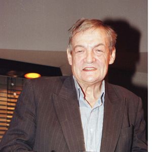 Les prix de la Sacem 1997. Philippe Léotard  (COADIC GUIREC / BESTIMAGE).